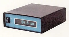 デジタル振動計／M586M1-DNP