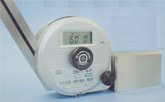 高精度デジタル角度計/M103P-601STM